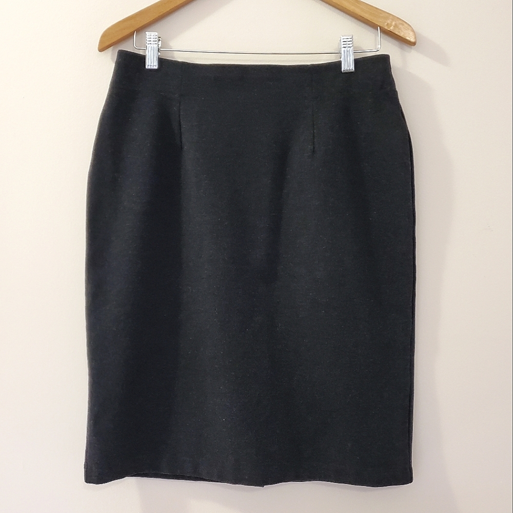 Eileen Fisher - Charcoal Gray Skirt - Size M